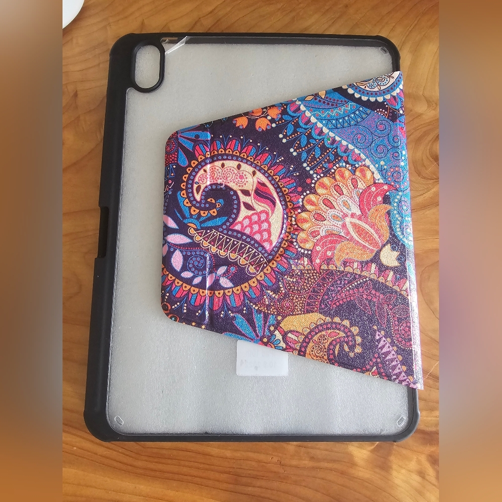 Colorful Paisley Patterned Ipad Cover - Picture 3 of 3